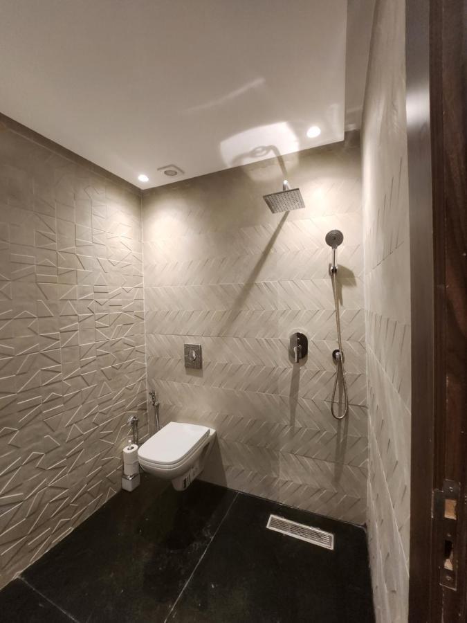 Modern Luxury Retreat: 2-Bedroom Apartment In The Heart Of Marrakech มาร์ราเกช ภายนอก รูปภาพ
