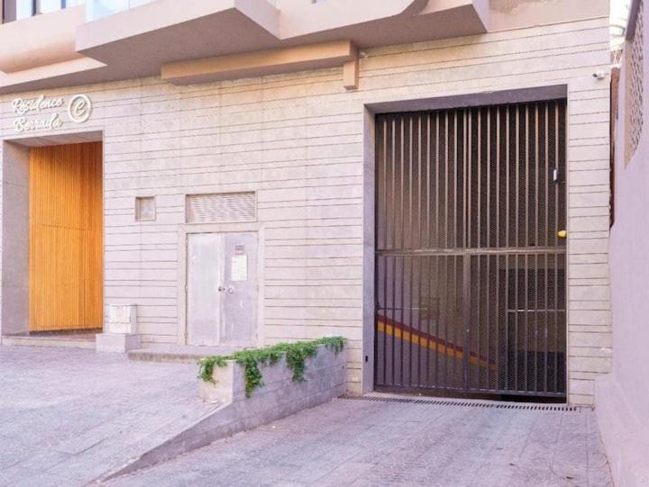 Modern Luxury Retreat: 2-Bedroom Apartment In The Heart Of Marrakech มาร์ราเกช ภายนอก รูปภาพ